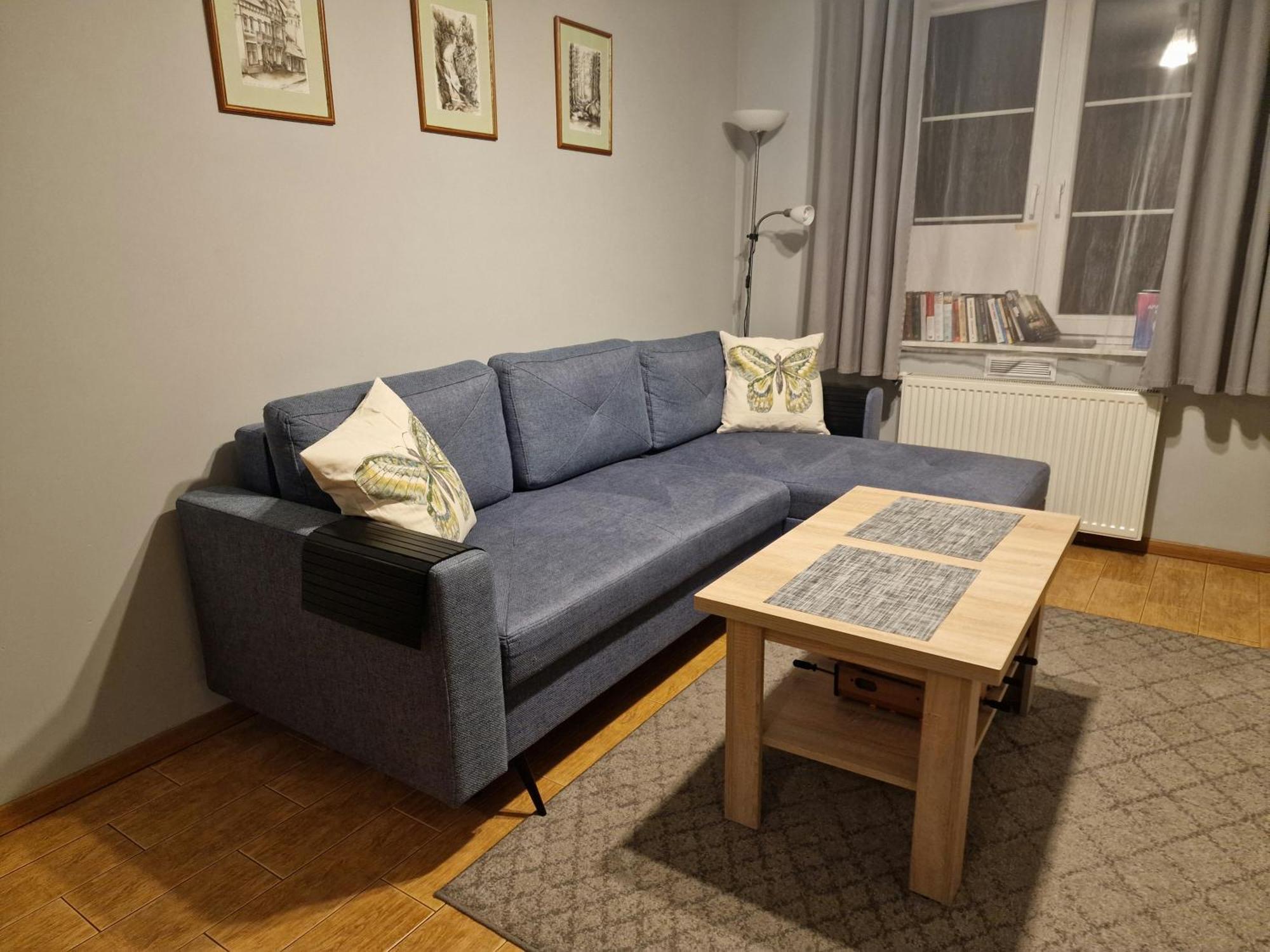 Apartament Cristal シクラルスカ・ポレンバ エクステリア 写真