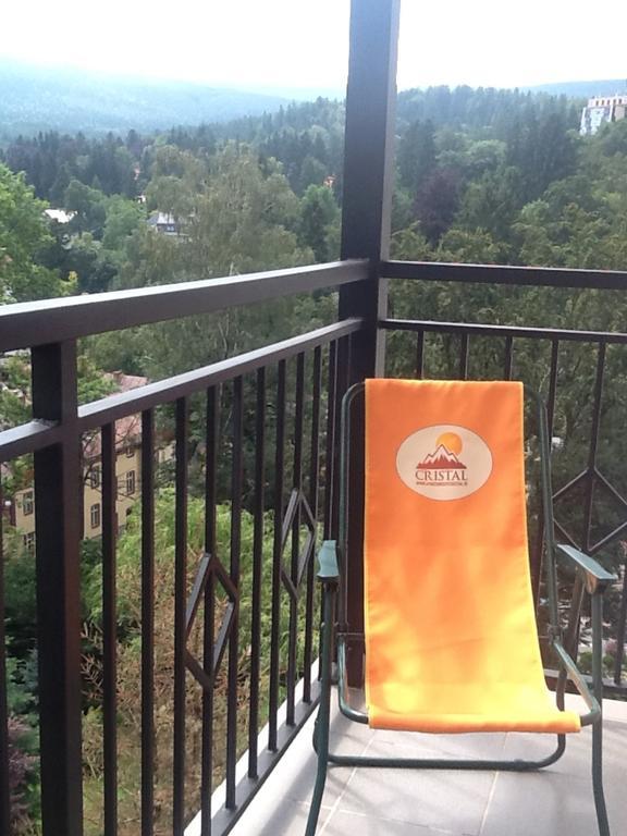 Apartament Cristal シクラルスカ・ポレンバ エクステリア 写真